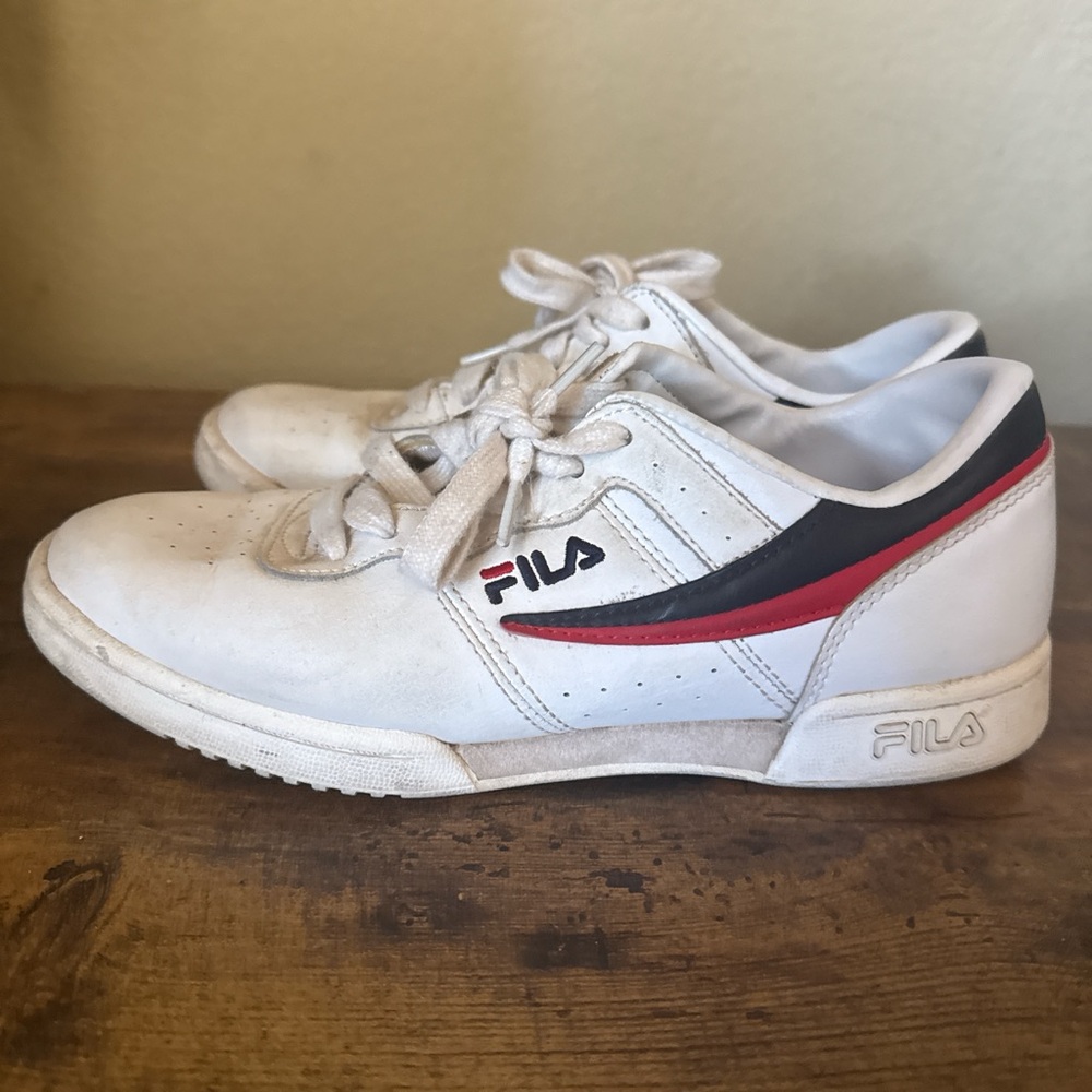 Fila Men’s White Leather Sneakers with Red & Black Detailing